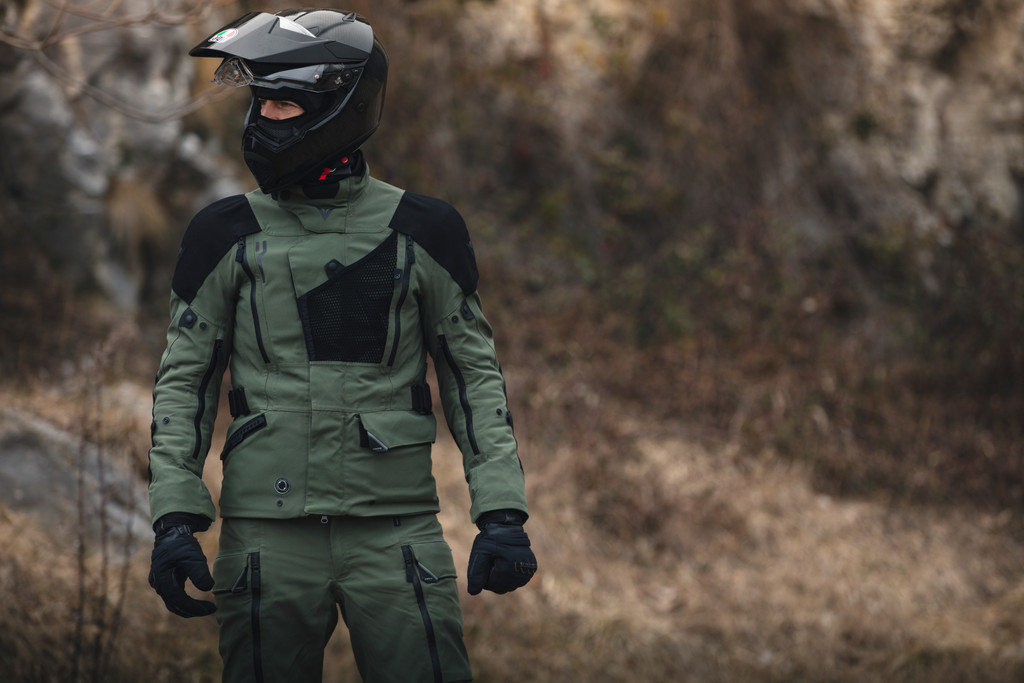 Abbigliamento da moto invernale, alcuni consigli pratici 