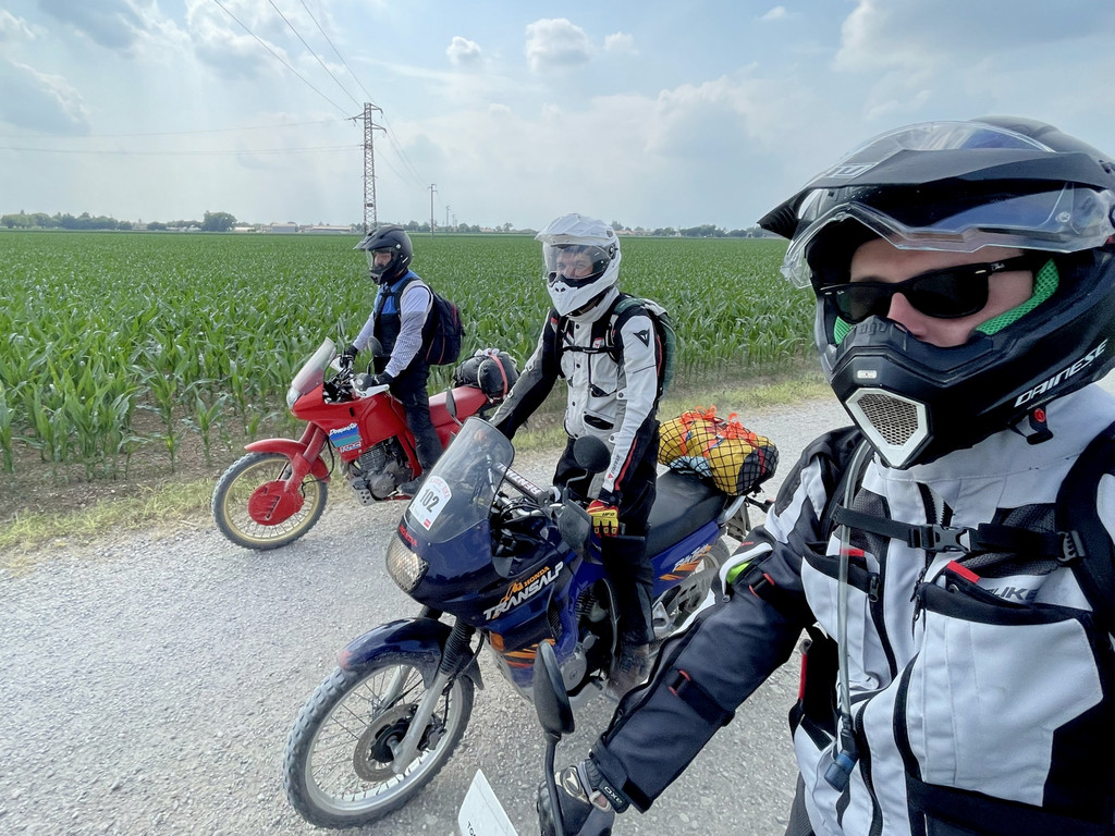 A través del campo al sur de Udine