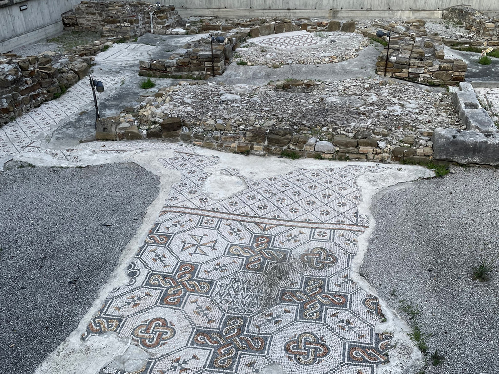 Mosaico en el centro de Grado